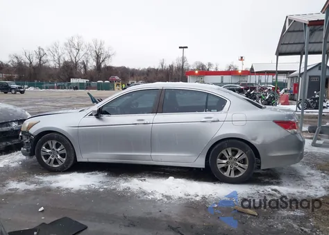 2011 Honda Accord 2.4 Se из США, поврежденный, VIN 1HGCP2F69BA063662